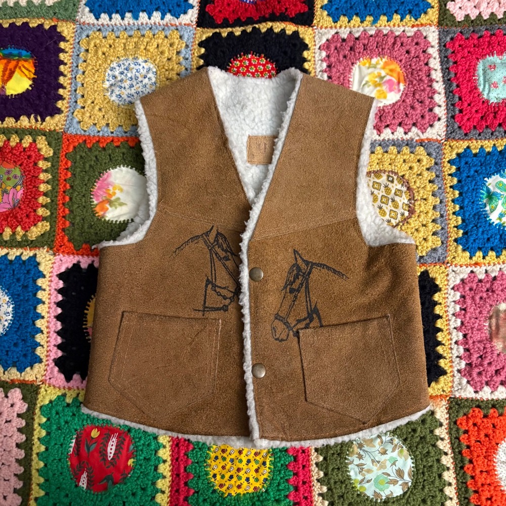 Vtg 90s Kids Tan Suede Sherpa Lined Horse Graphic Western Vest Brown Size 4